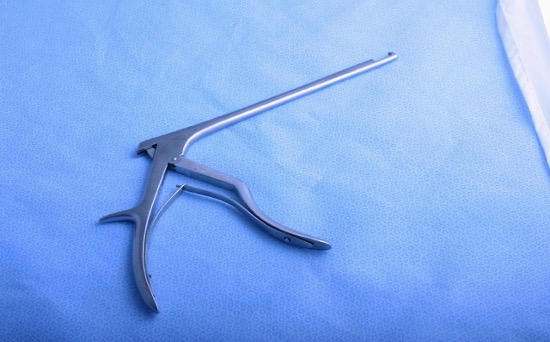 <p>excise lamina, bite off small pieces of bone, available in different lengths for use at various depths, size, and angle chosen by level being worked on and comfort for user </p>