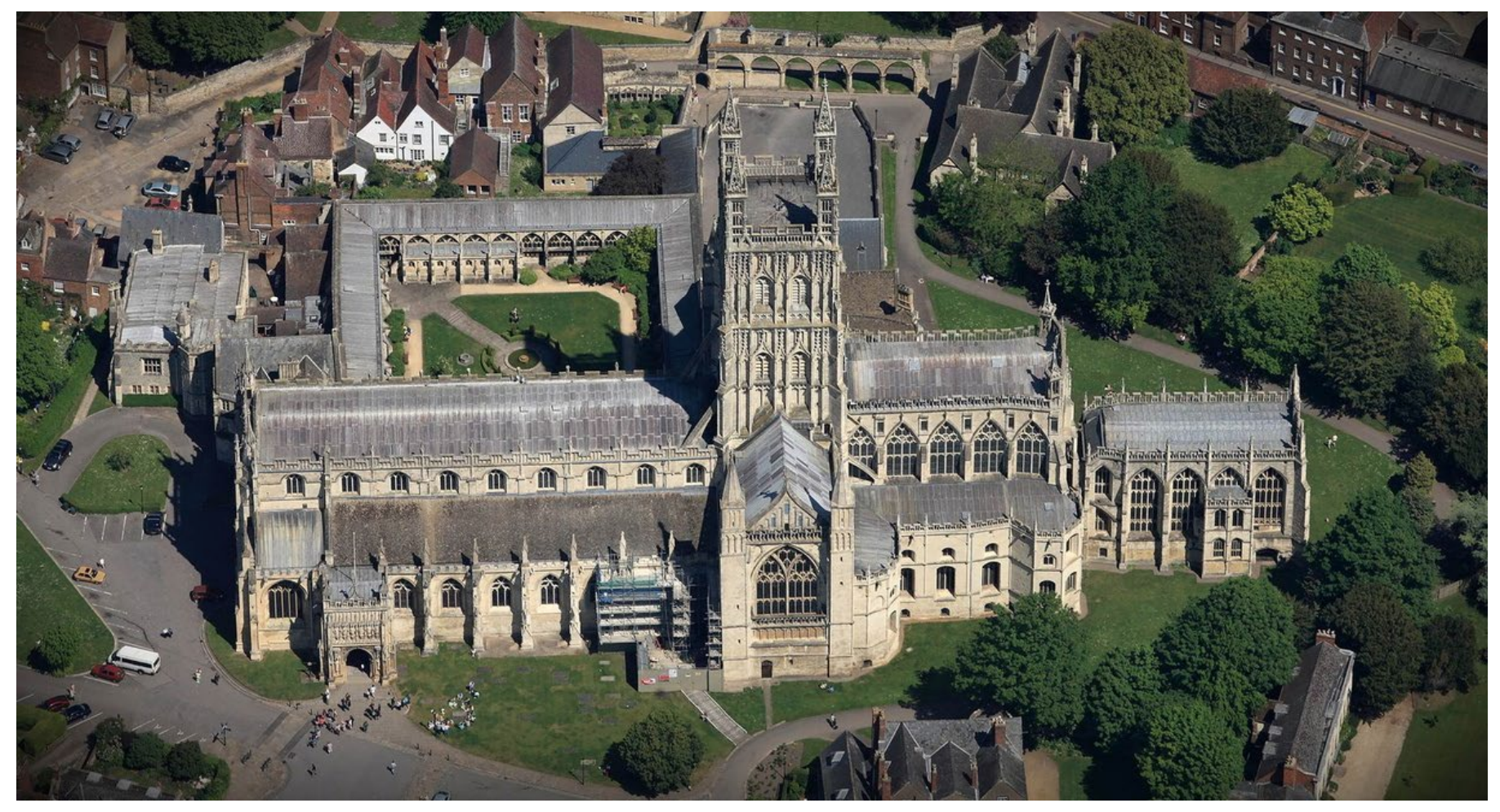 <p><span>Salisbury Cathedral, England (1220 - 58). It also had a double transept and it falls under english gothic </span></p>