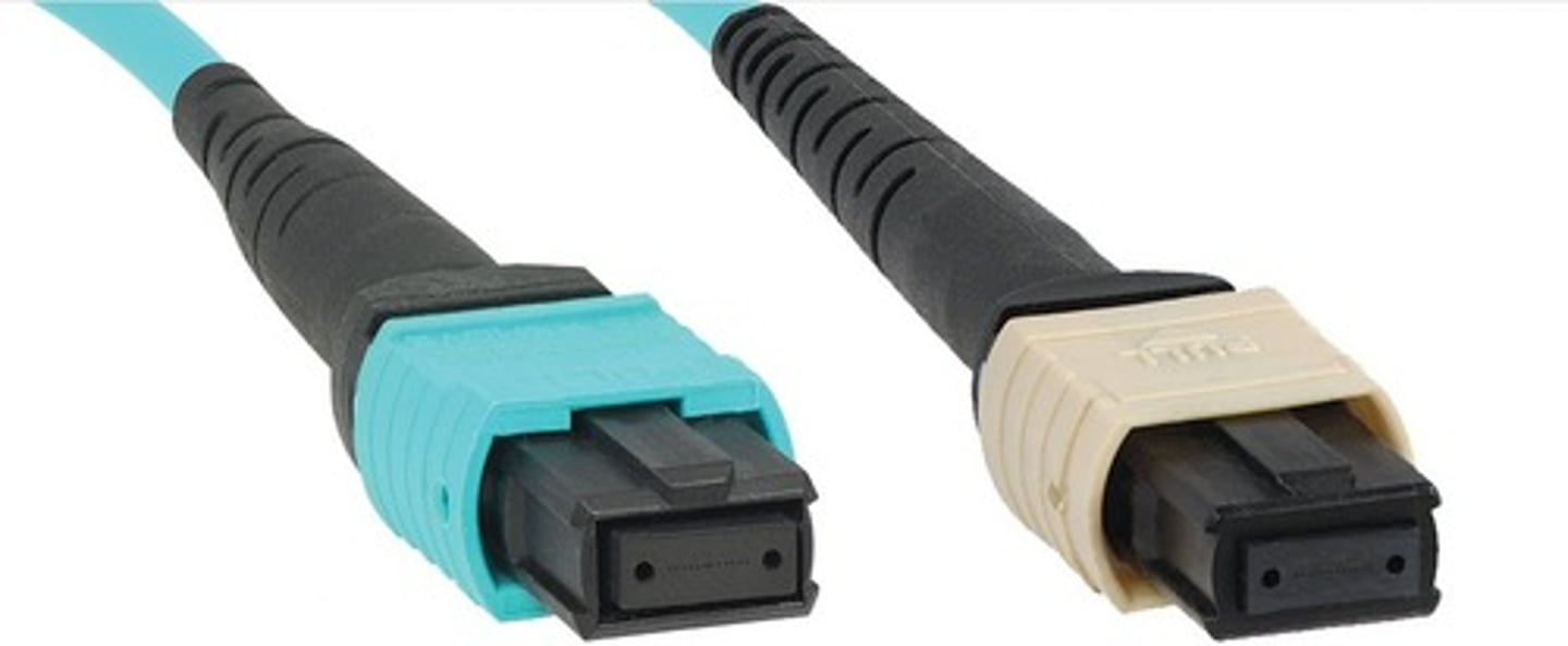 <p>Accommodates multiple fibers in a single physical connector interface.</p>