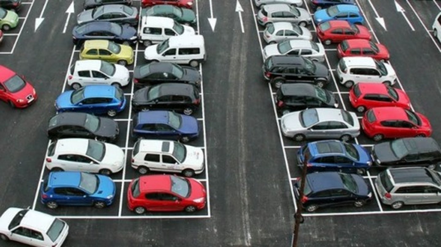 <p>car park</p>