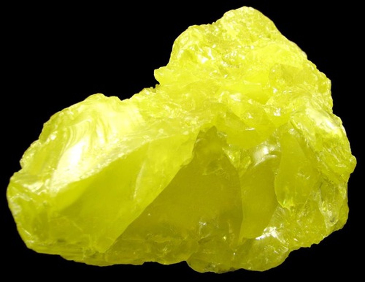 <p>Native element family mineral</p>