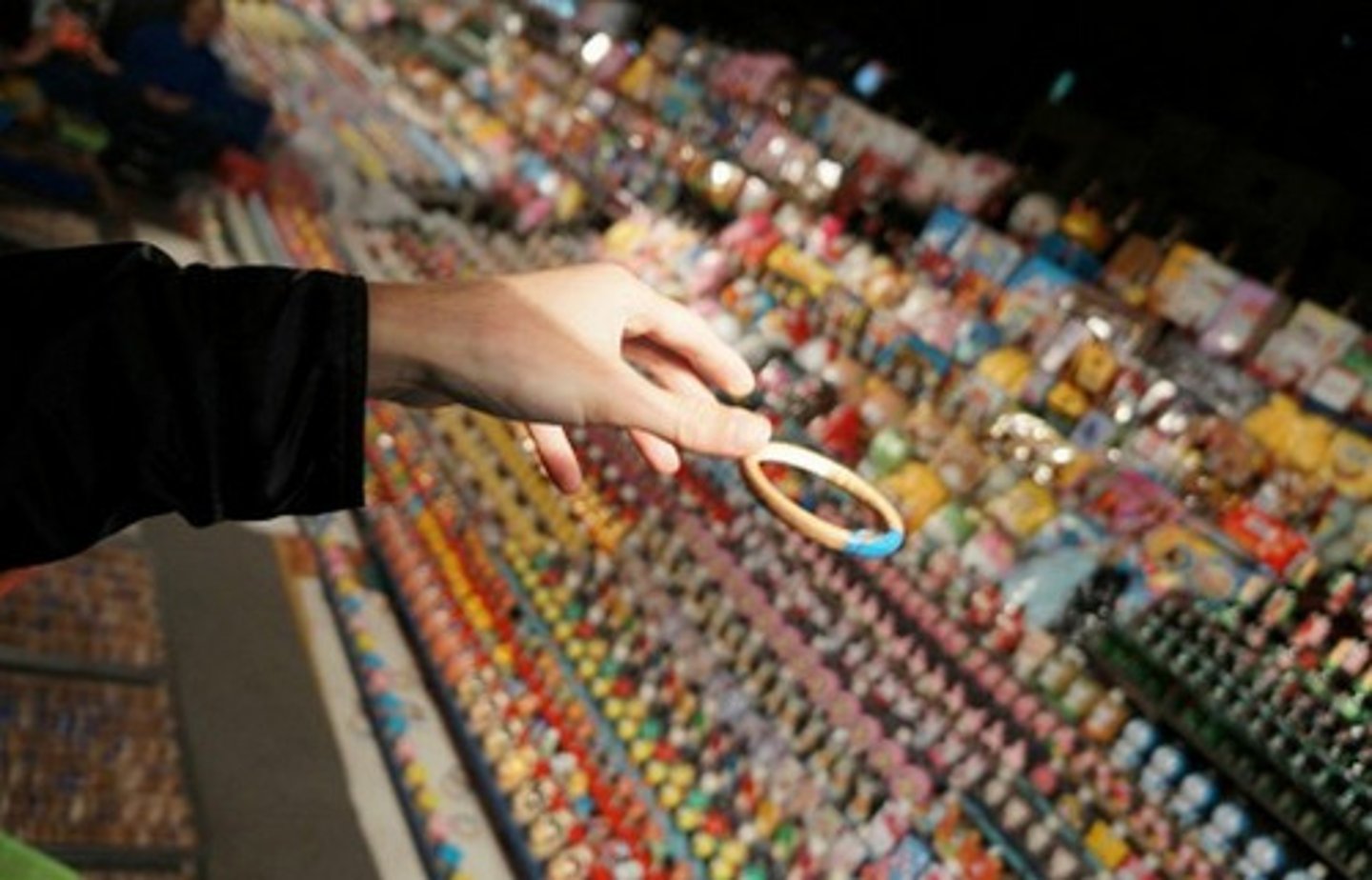 <p>giải thưởng, điều mong muốn, ước vọng</p>