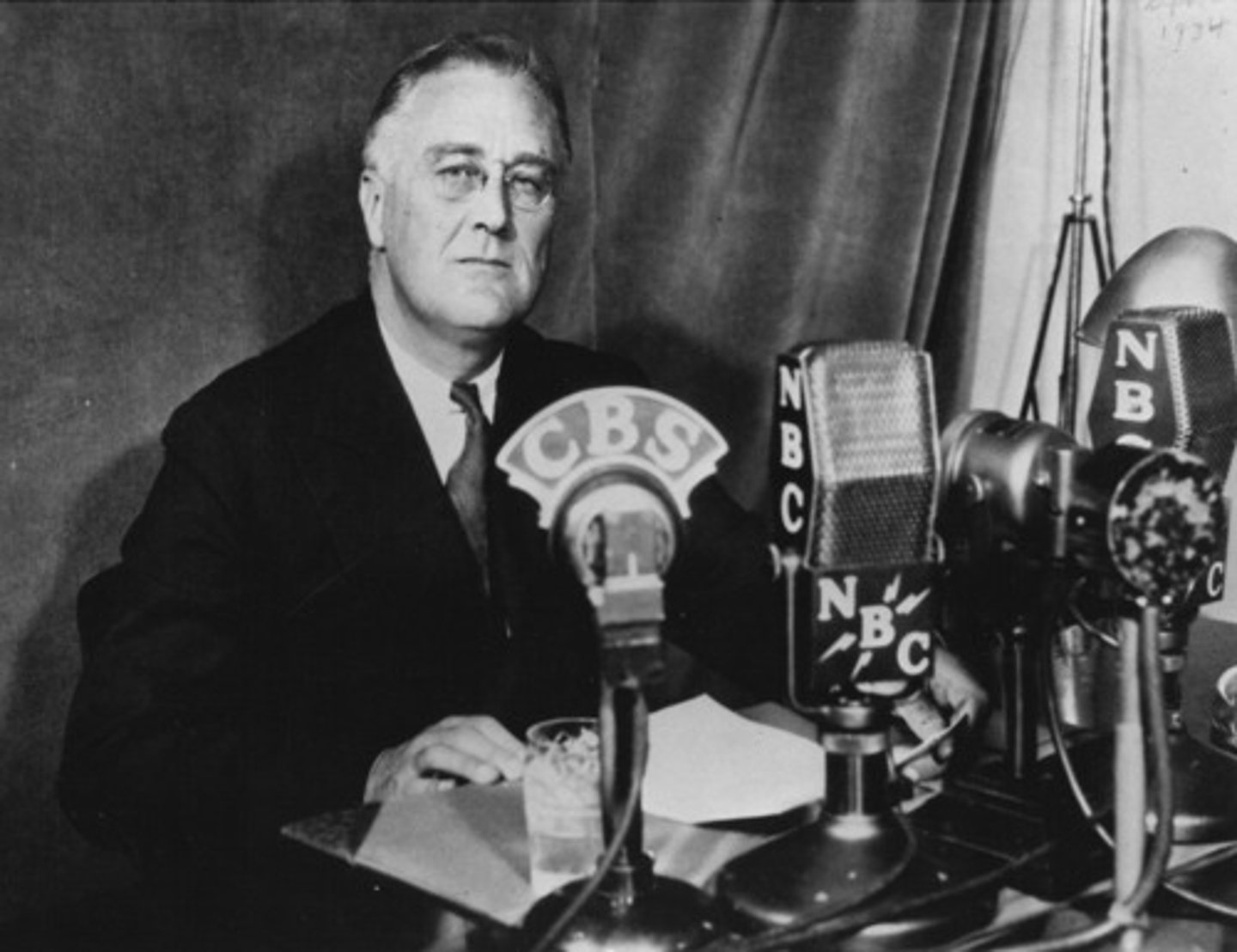 <p>Franklin D Roosevelt took office as president of the United States. He started his presidency off with the First Hundred Days, which was the beginning of the New Deal. During this period, FDR and congress passed hundreds of bills that promoted social welfare and initiated programs coined alphabet soup programs.</p>
