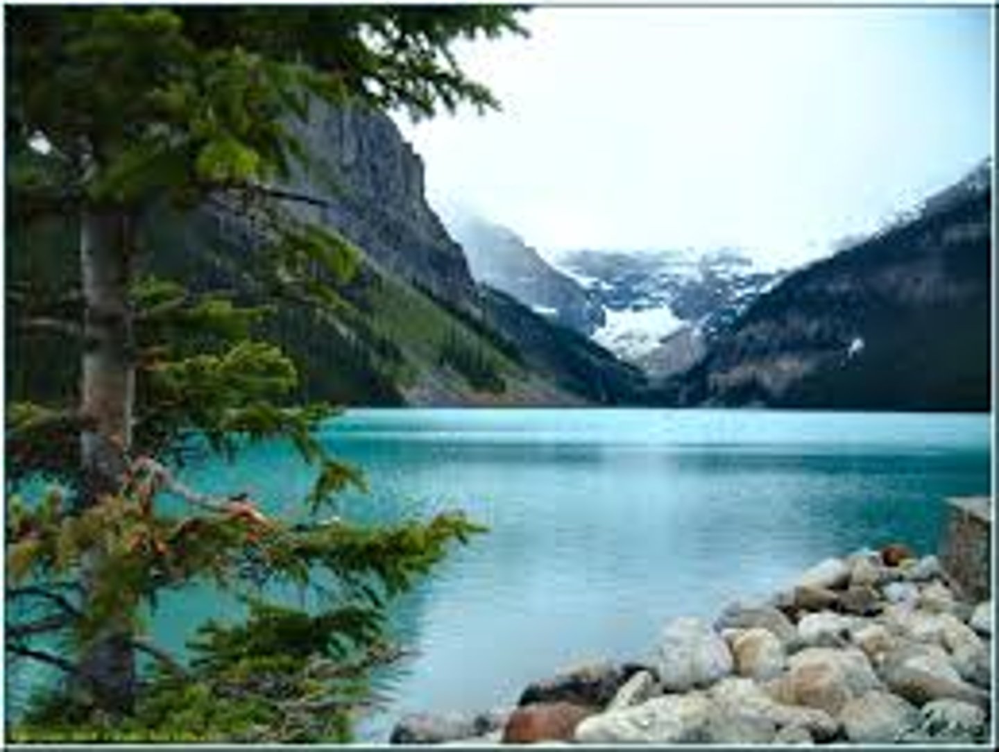<p>the lake</p>