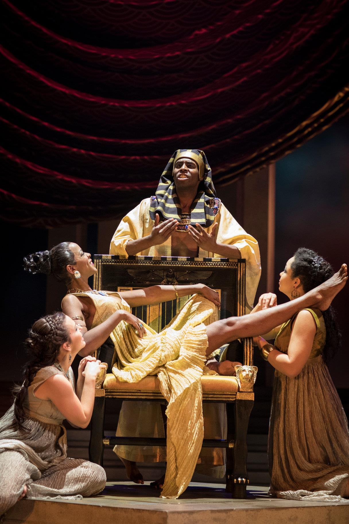 <p>IK’s staging/stagecraft</p>