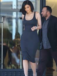 <p><span>Bacteriophages that lyse their host and exit the cell, killing the cell; also known as&nbsp;virulent phages </span></p>