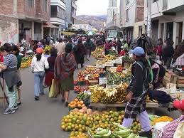 el mercado (al aire libre)
