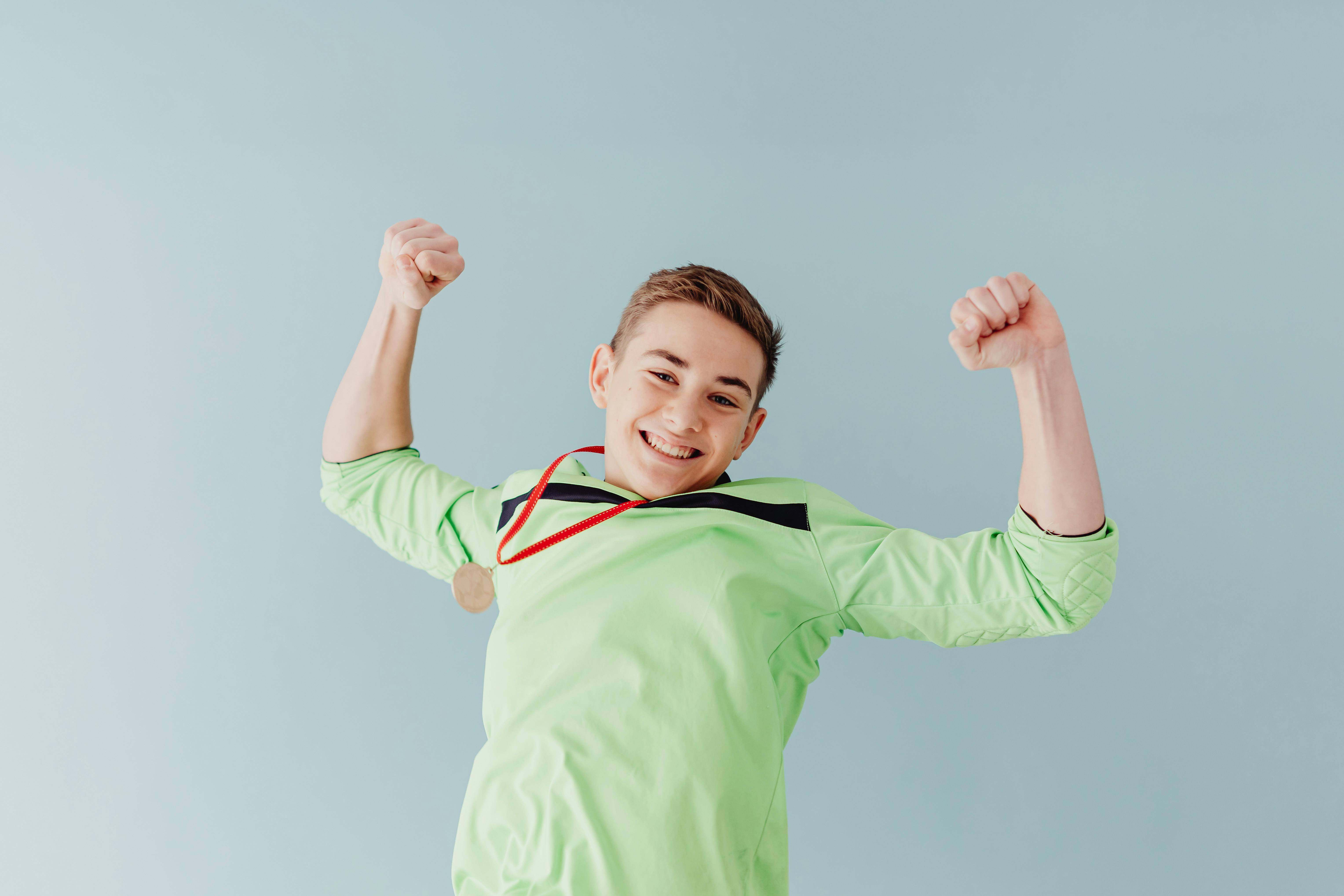 <p><strong>Teenager </strong><em>(noun)</em></p>