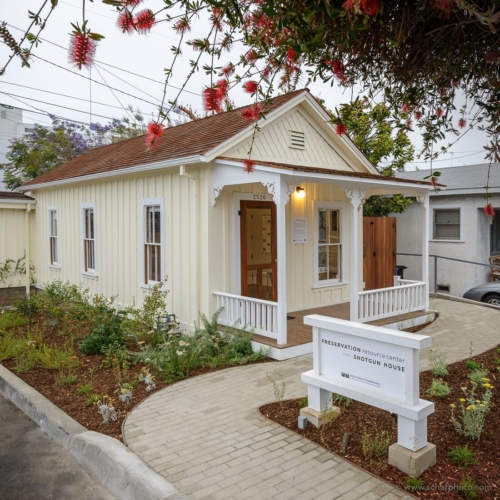 <p><span>Shotgun Style House</span></p>