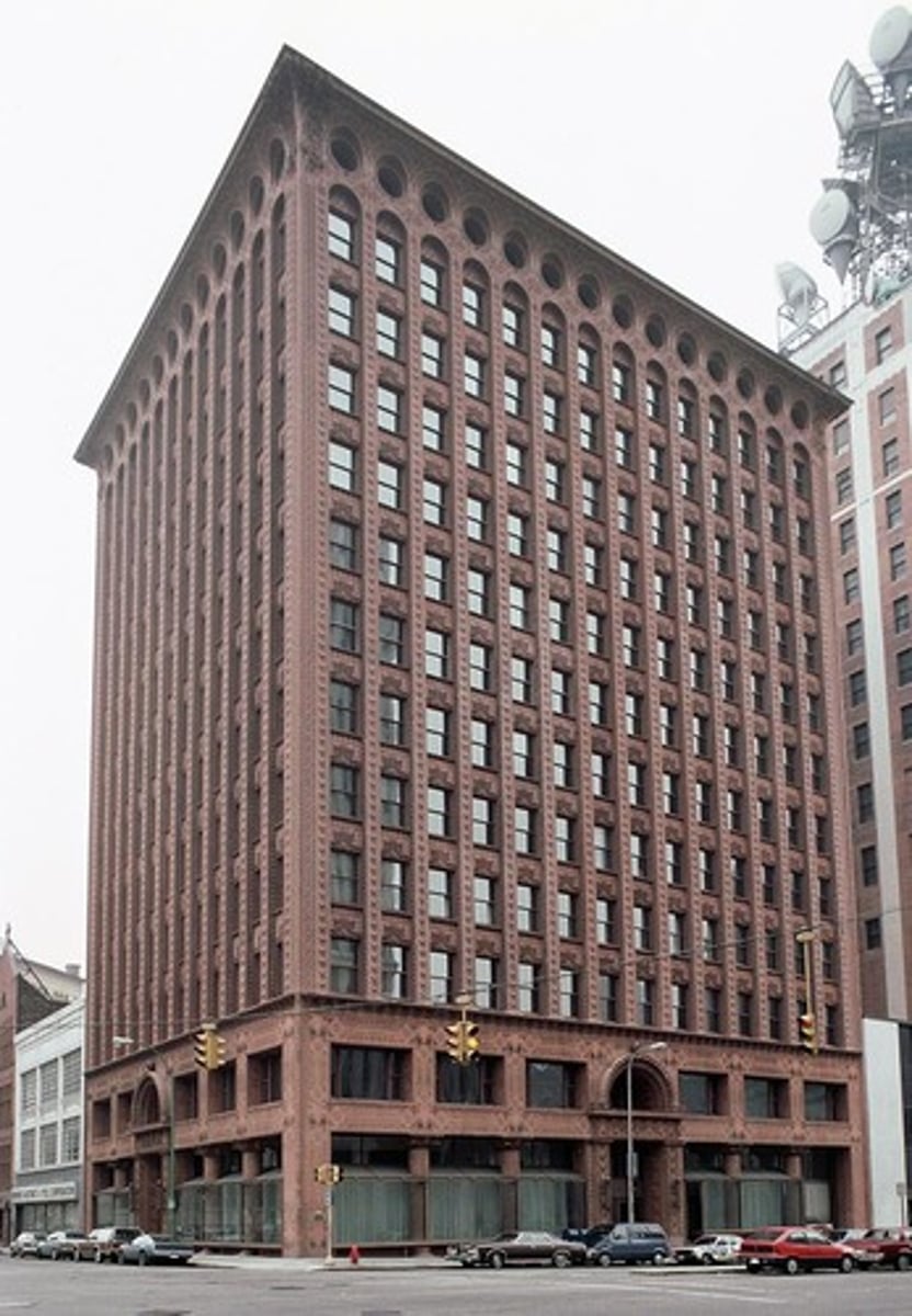 <p>Chicago School</p>