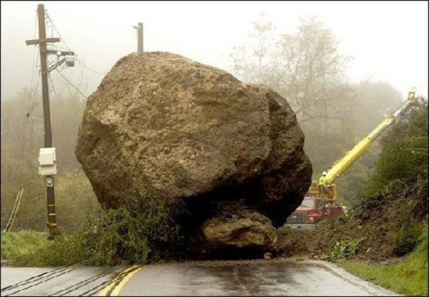 <p>Something that prevents one from moving forward, a barrier</p>