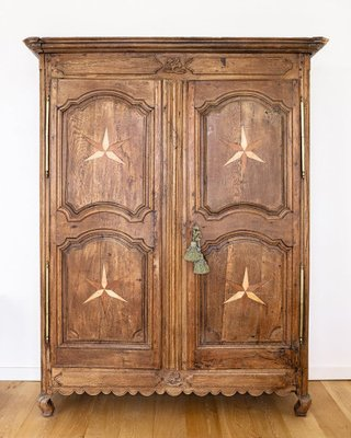 <p>cupboard</p>