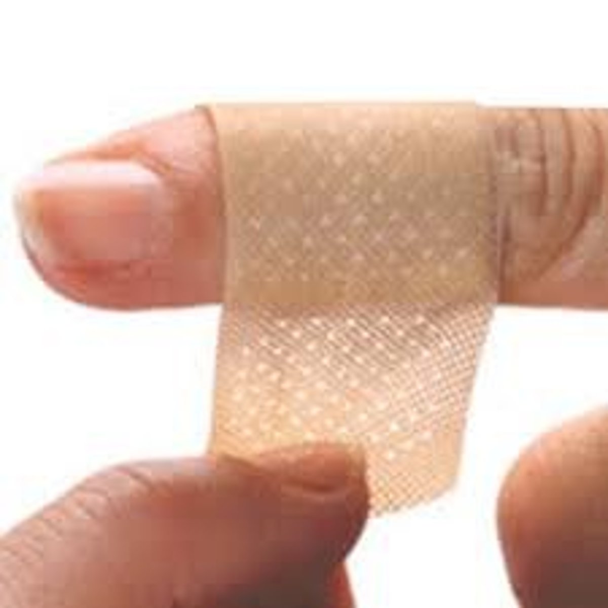 <p>Băng cá nhân - miếng dán che vết thương nhỏ. (He put a plaster on his cut finger - Anh ấy dán băng lên ngón tay bị đứt.)</p>