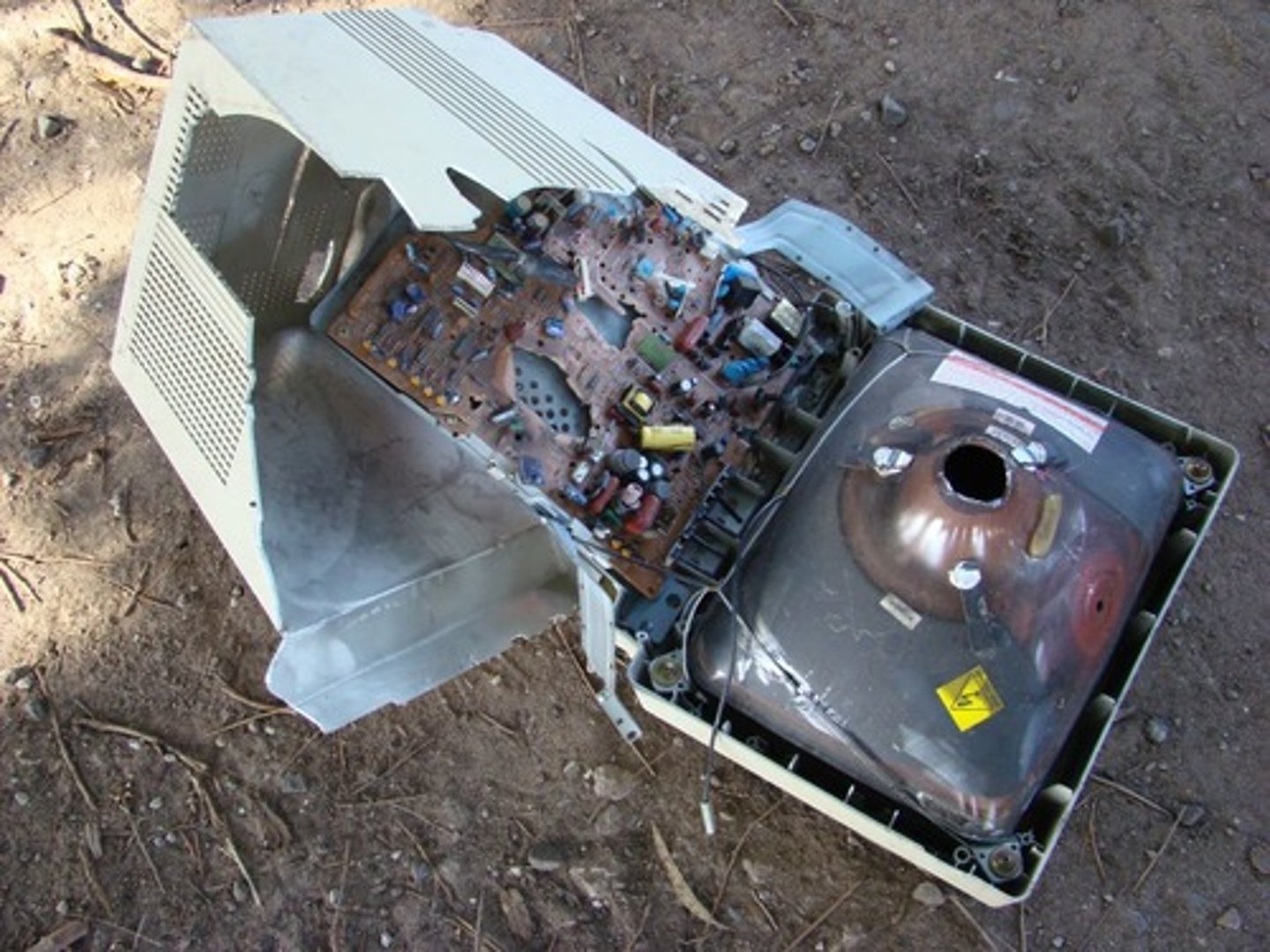 <p>impossible to fix or repair</p>