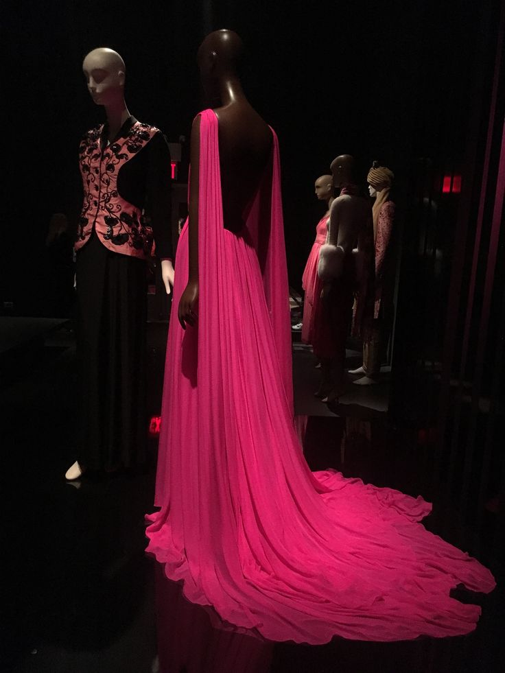 <p>A 1930s designer known for her use of shocking pink and innovative use of zippers in dresses,&nbsp;<span style="background-color: transparent;">surrealist art motifs</span></p>
