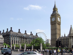 _____________ l'aide financière de mes parents, je peux aller étudier en Angleterre!