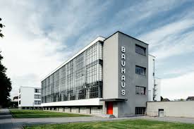 <p>example of modernism structure</p>