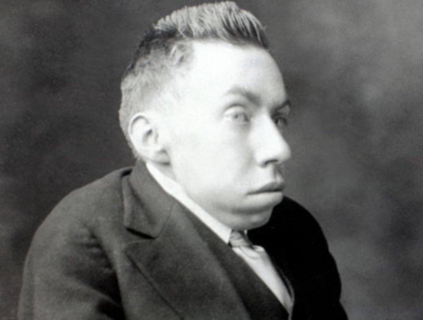 <p>American writer and intellectual known for his progressive views and anti-war stance during World War I. Bourne's essays, such as "The State" and "Trans-National America," critiqued the war and advocated for a cosmopolitan approach to American identity. Despite his physical disabilities, he became a prominent voice for young radicals and pacifists of his time. His work continues to influence discussions on democracy, war, and cultural diversity.</p>