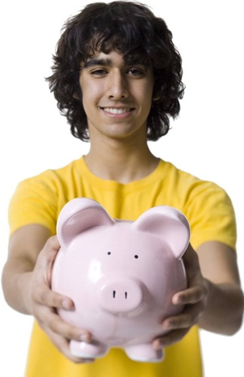 <p>yǒu: to have, to exist</p>