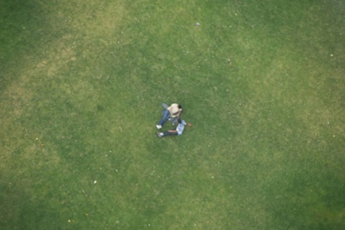 <p>Film showing a camera zooming out from a couple having a picnic by powers of 10 meters. Made to help kids learn math.</p>
