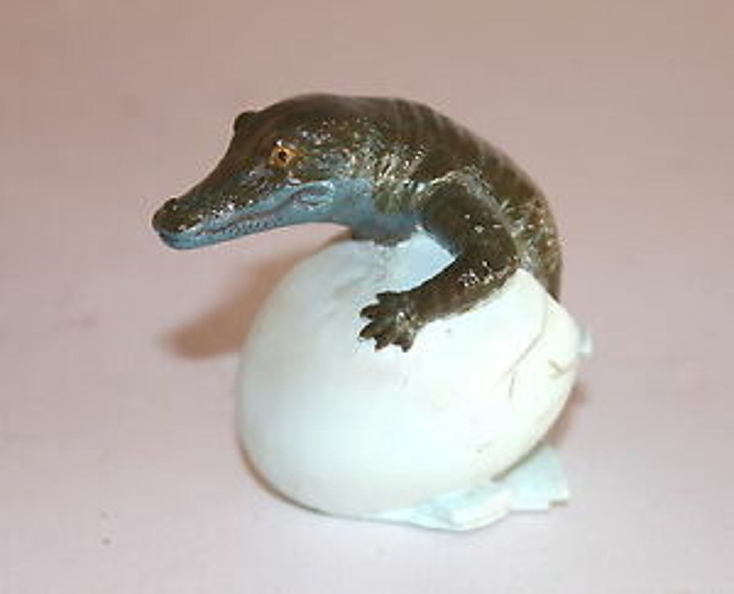 <p>Babies that are fairly self-sufficient meaning that they need little to no parental care or help</p><p>ex. Crocodile babies</p>