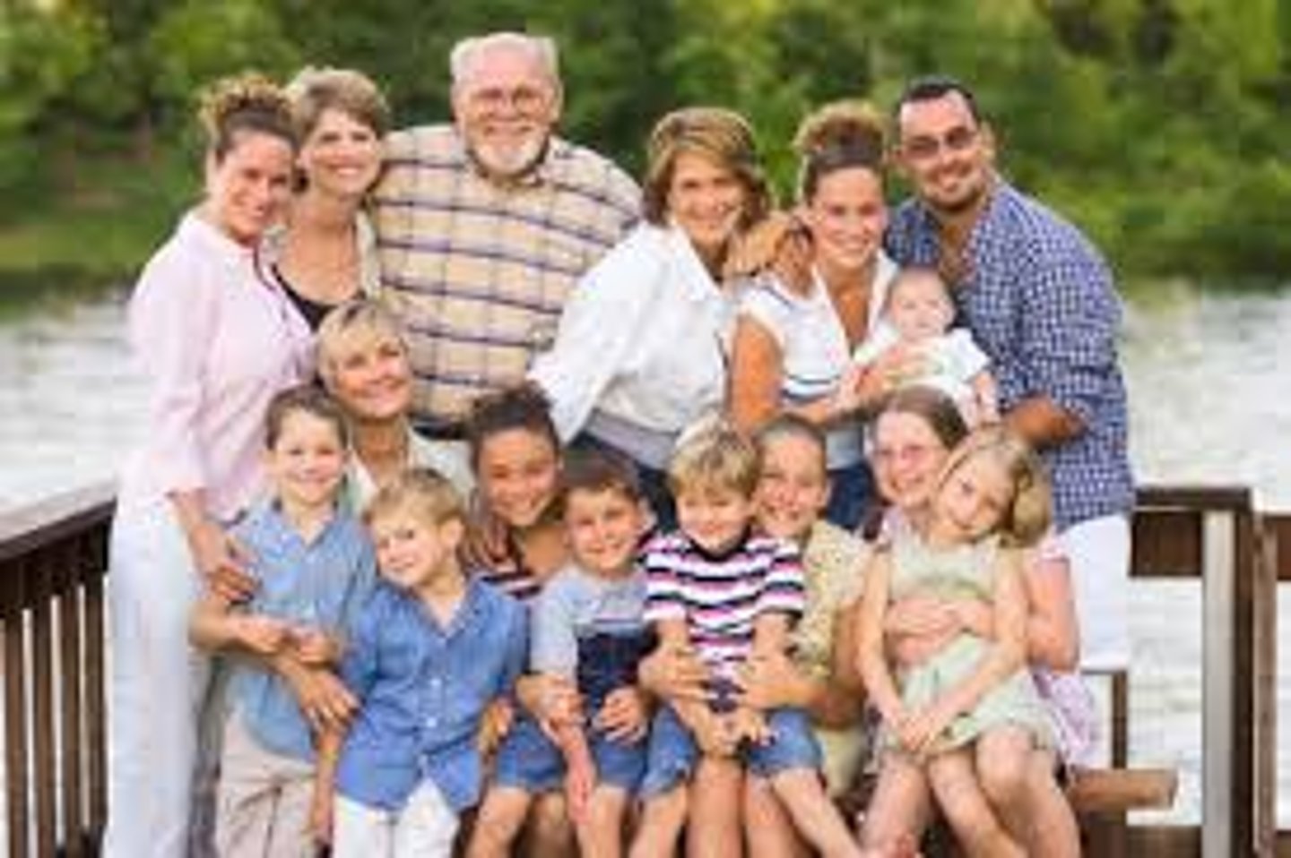 <p>relatives</p>