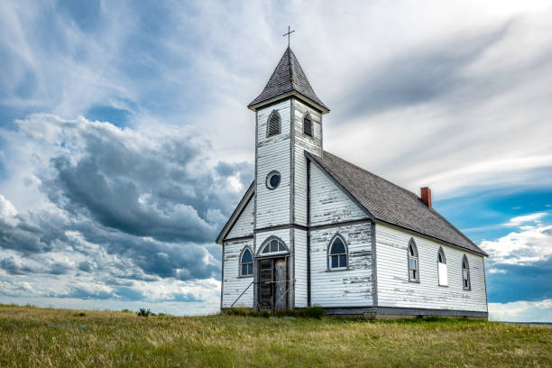 <p><strong>church</strong></p><p>/tʃɜː(r)tʃ/ Noun </p>