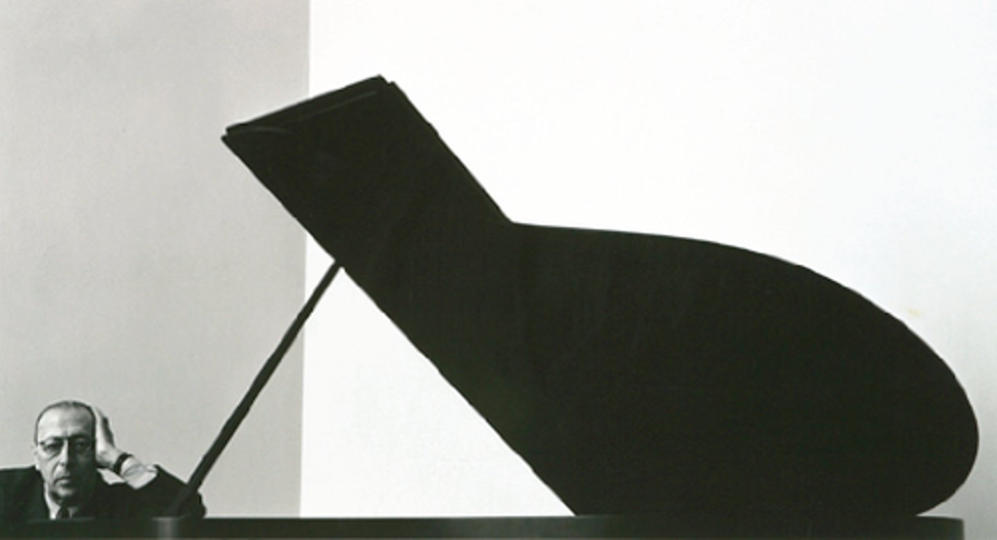 <p>Photographed famous political and cultural people</p><p>1936-2005 he took photos</p>