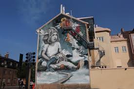 <p><strong>Fresk</strong></p>