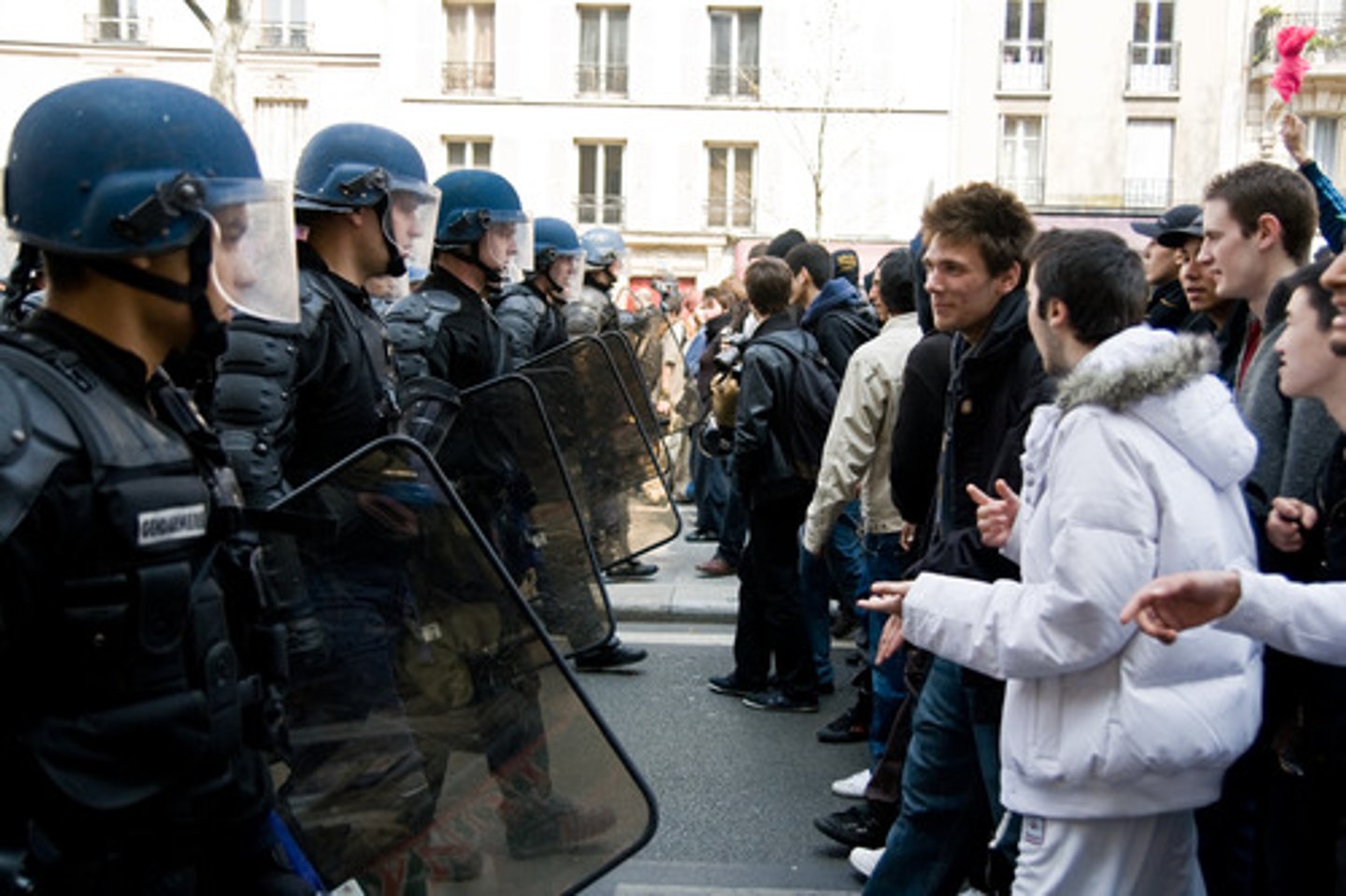 <p>A movement to a new destination due to political problems at the origin</p>