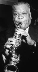 clarinet, soprano sax big in Europe, Cake-Walkin' Babies from Home, Sheik of Araby