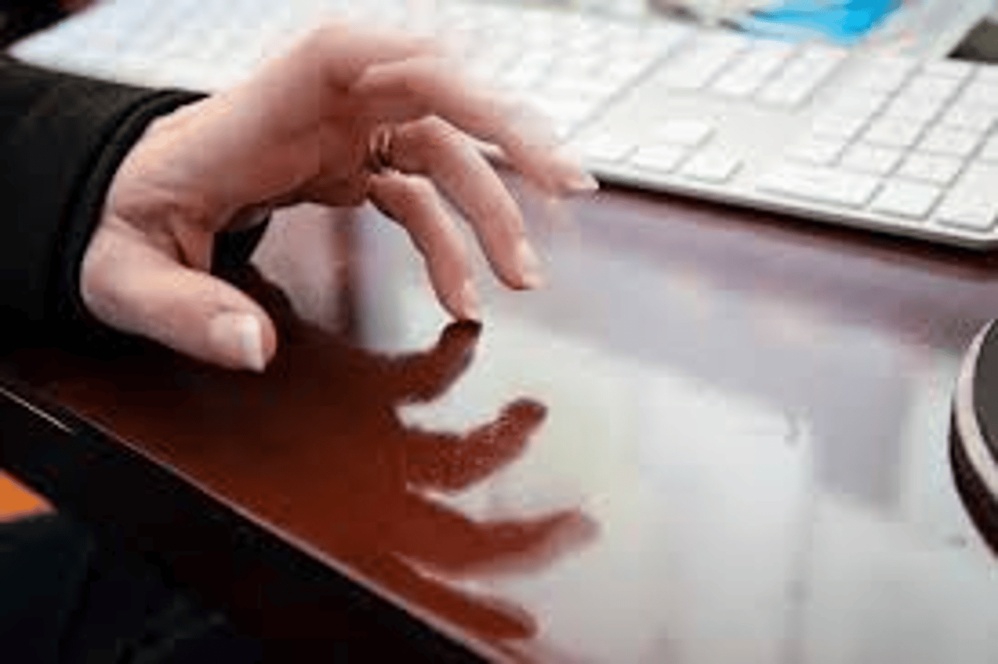 <p>Gõ/ngón tay gõ nhịp</p>