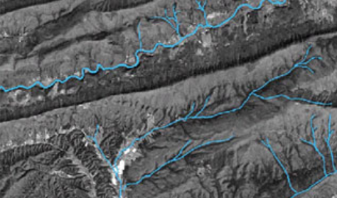 <p>what drainage pattern is this</p>