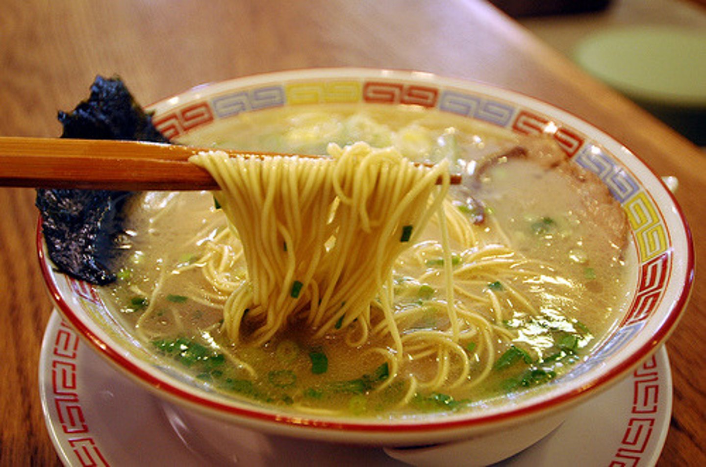 <p>lā miàn - stretched noodles; ramen</p>