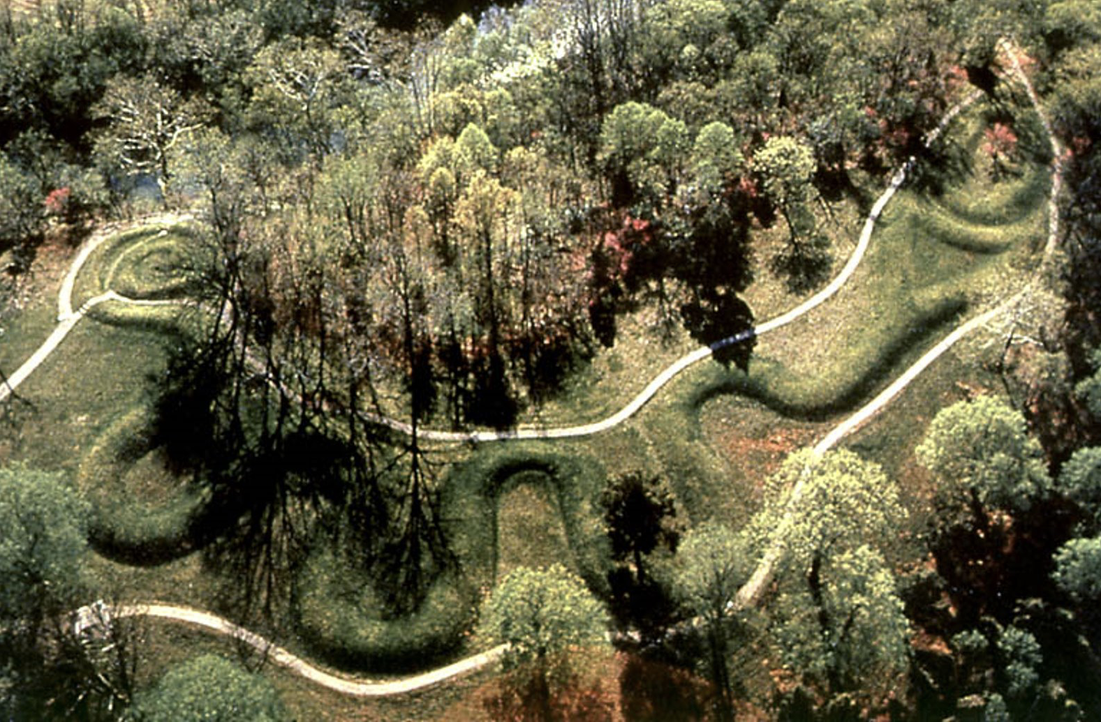 <p>great serpent mound</p>