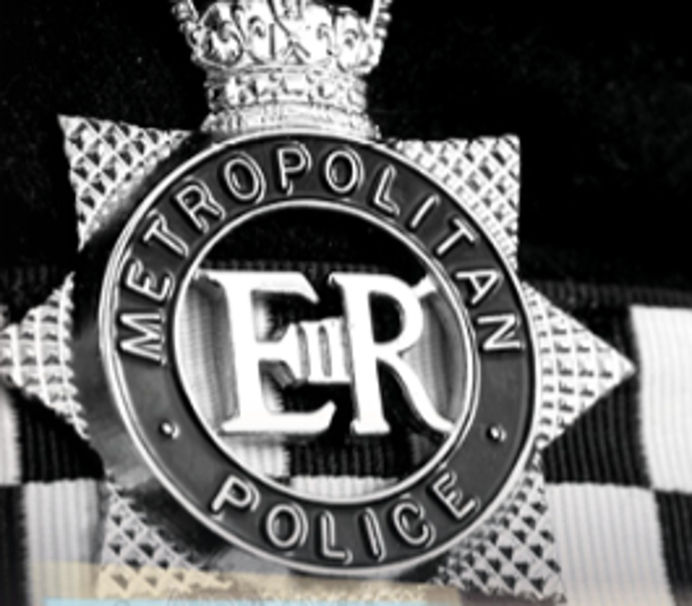 <p>* Profilers work up from evidence collected from the crime scene to develop hypotheses.</p><p>* Establishes patterns of behaviour forming a statistical 'database'</p><p>* Offence compared against database. </p><p>* Interpersonal coherence</p><p>* Offender's behaviour at crime scene reflects their everyday behaviour and thus is a clue.</p>