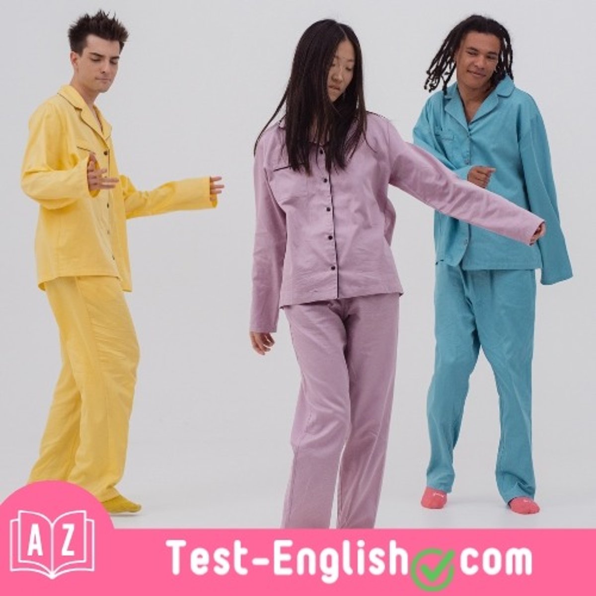 <p>I put on my favourite _____ before bedtime.</p>