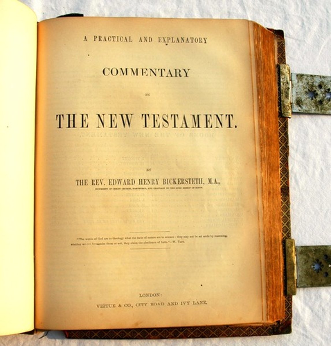 <p>The second part of the Christian Bible, containing descriptions of the life and teachings of Jesus and of his early followers</p>