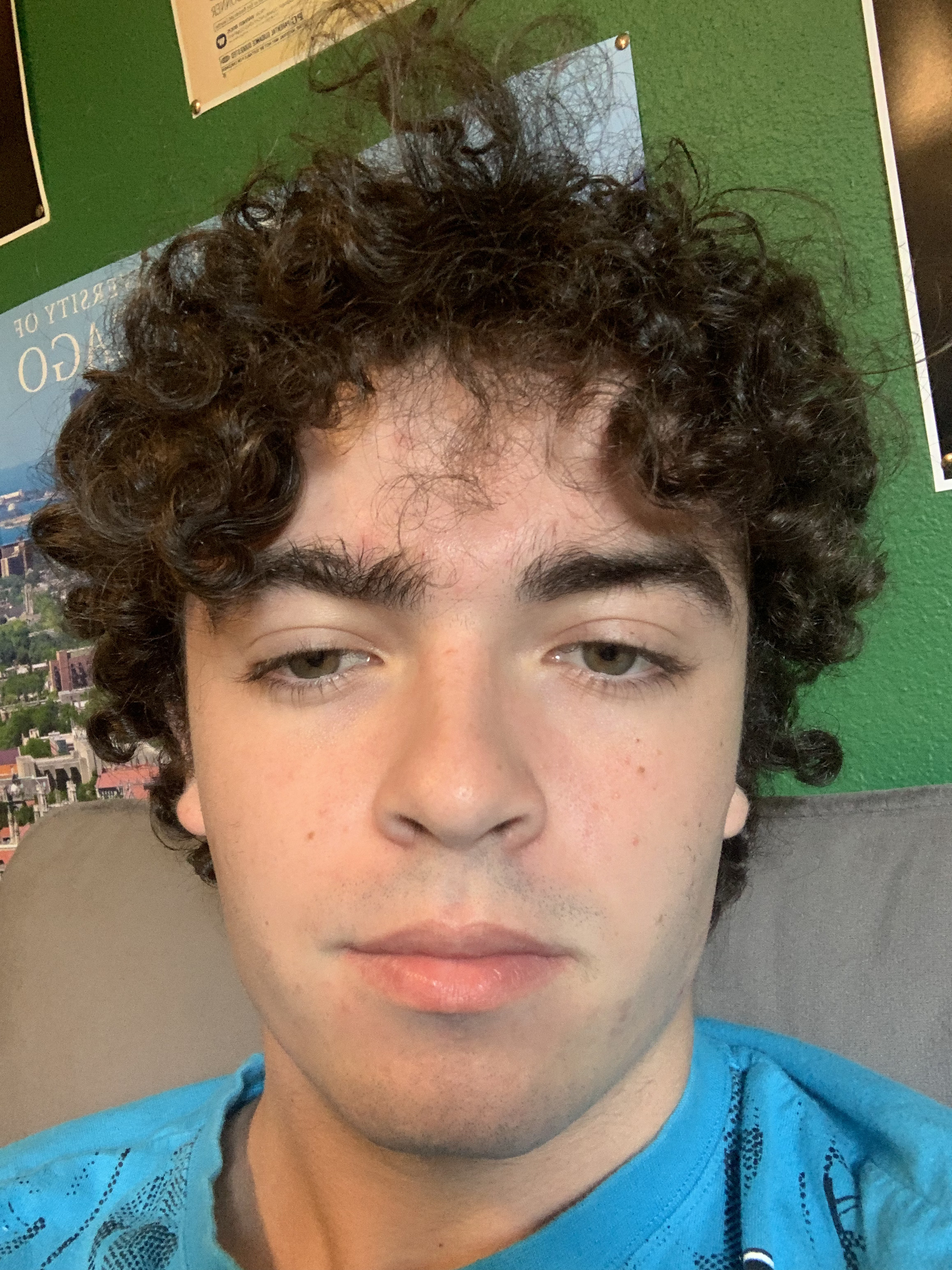 This New Student’s favorite memory is digging tunnels in the snow and building forts.