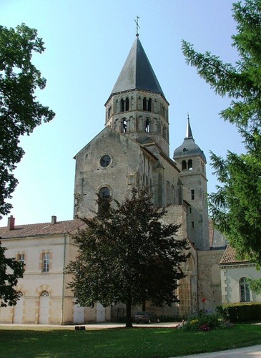 <ul><li><p><span style="background-color: transparent;"><span>Largest church in Christendom at its time</span></span></p></li><li><p><span style="background-color: transparent;"><span>Established as a benedictine monastery directly subject to the pope</span></span></p></li><li><p><span style="background-color: transparent;"><span>The first church, Cluny I, was modelst, Cluny II expanded it, later the order’s wealth and prestige demanded construction of&nbsp; monumental new church (Cluny III)</span></span></p></li><li><p><span style="background-color: transparent;"><span>Cluny III reflected the orders’ ambitions to reform liturgy and promote elaborate worship</span></span></p></li><li><p><span style="background-color: transparent;"><span>Cluny III over 187 meters long, with five aisles, double transepts, and multiple towers</span></span></p></li><li><p><span style="background-color: transparent;"><span>The double transepts created a cruciform plan</span></span></p></li><li><p><span style="background-color: transparent;"><span>Use of barrel vaults reflected romanesque architecture</span></span></p></li><li><p><span style="background-color: transparent;"><span>The space had sculpture, capitals, and liturgical furnishing which reflected Cluny’s embrace of grandeur in worship</span></span></p></li></ul><p></p>