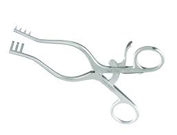 <ul><li><p>may have shallow or deep blades, some have ratchets or spring locks to keep the device open, while others have wing to secure the blades;</p></li><li><p>some holding devices have two or more blades that can be inserted to spread the edges of incision and hold them</p></li></ul><p></p>