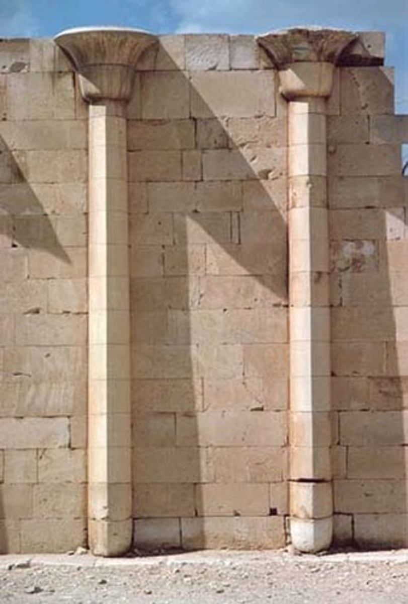 <p>a column embedded in a wall and partly projecting</p>