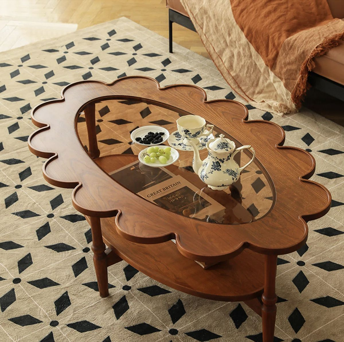 <p>coffee table</p>