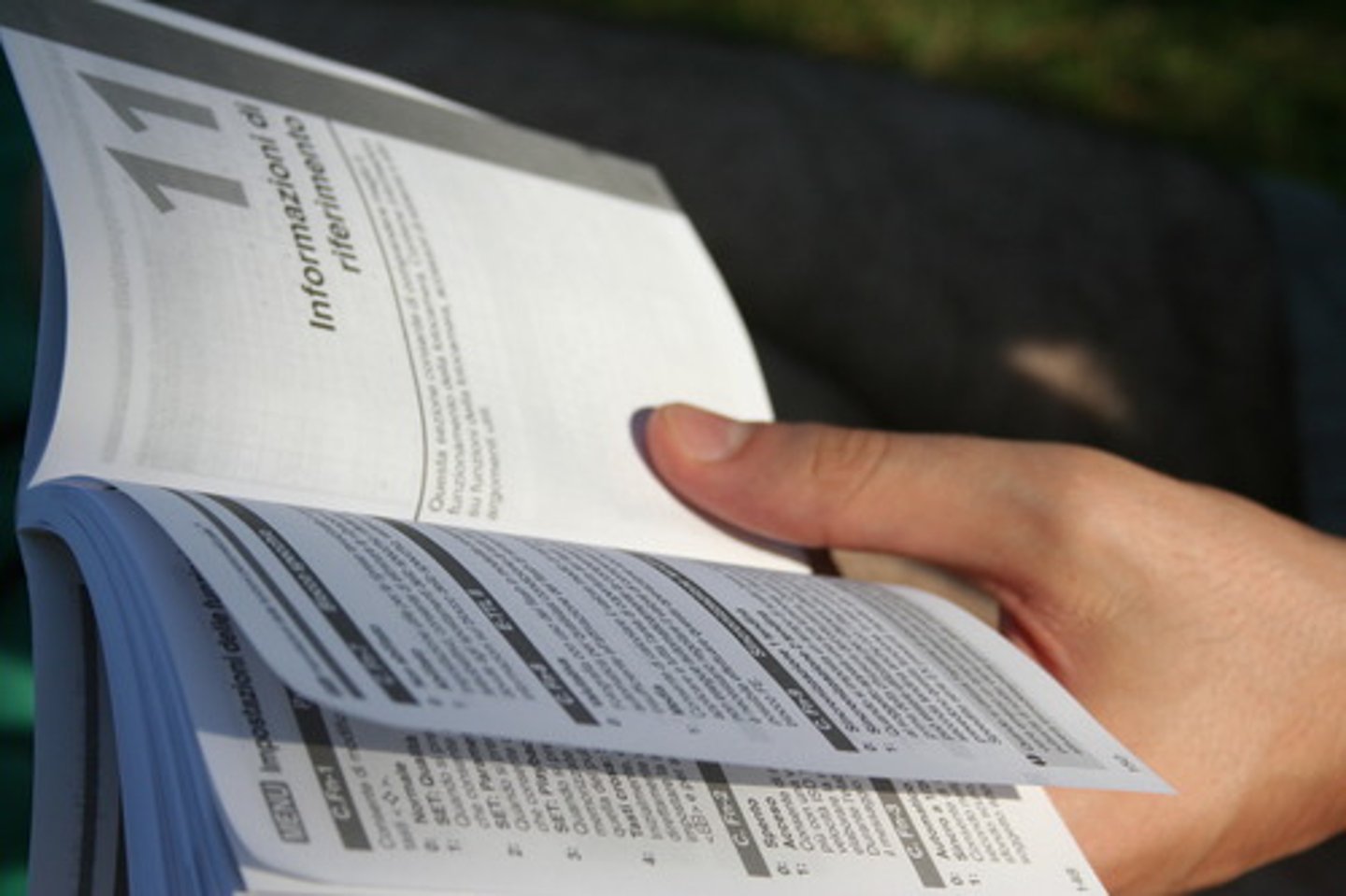<p>to read</p>