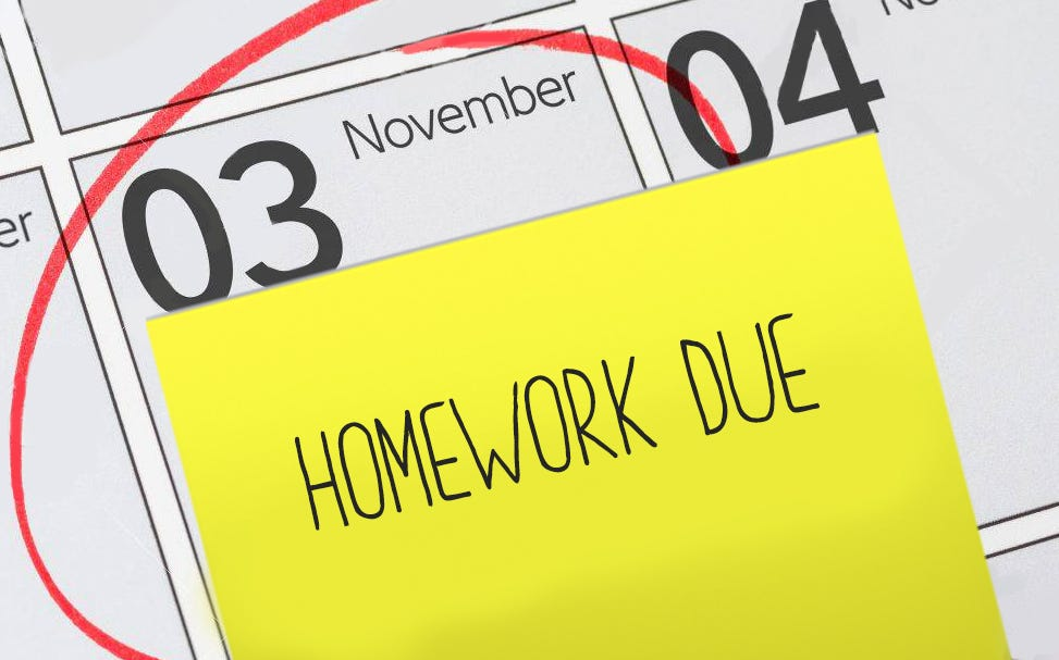 <p>[adjective] <span>Expected to happen, arrive, or be completed at a particular time.</span> [到期的]</p>