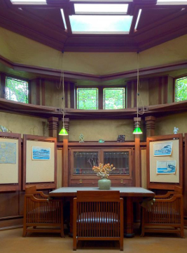 <p>Frank Lloyd Wright House / Frank Lloyd Wright / Chicago</p>