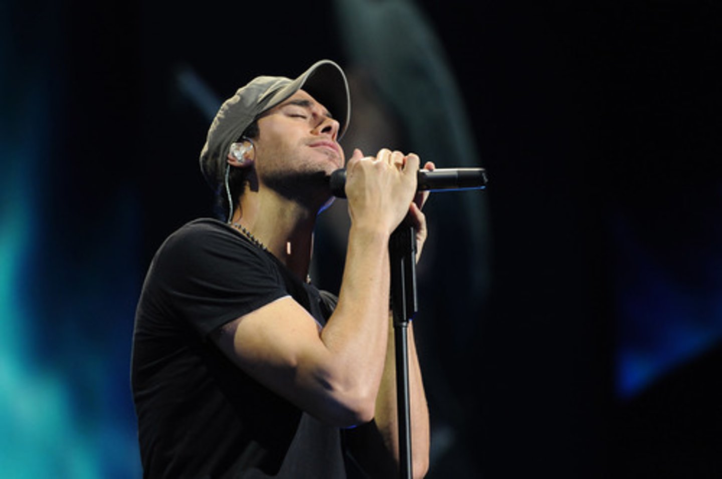 <p>singer (m,f)</p>