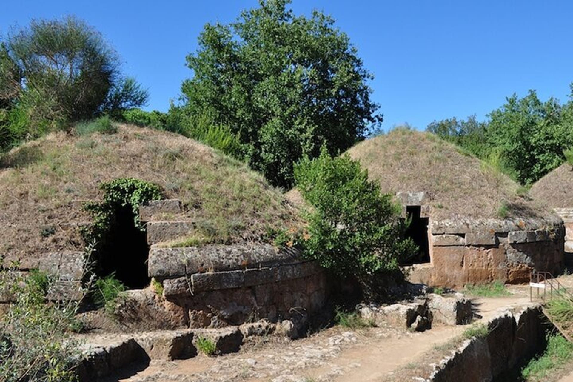 <p><span>Cemetery at Banditaccia, Mounds</span></p>
