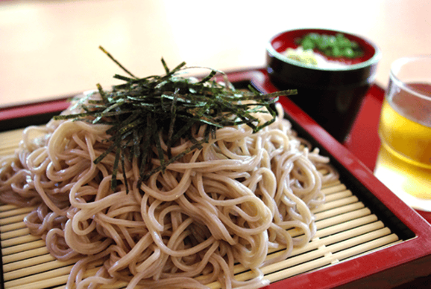 <p>buckwjhat noodles</p>