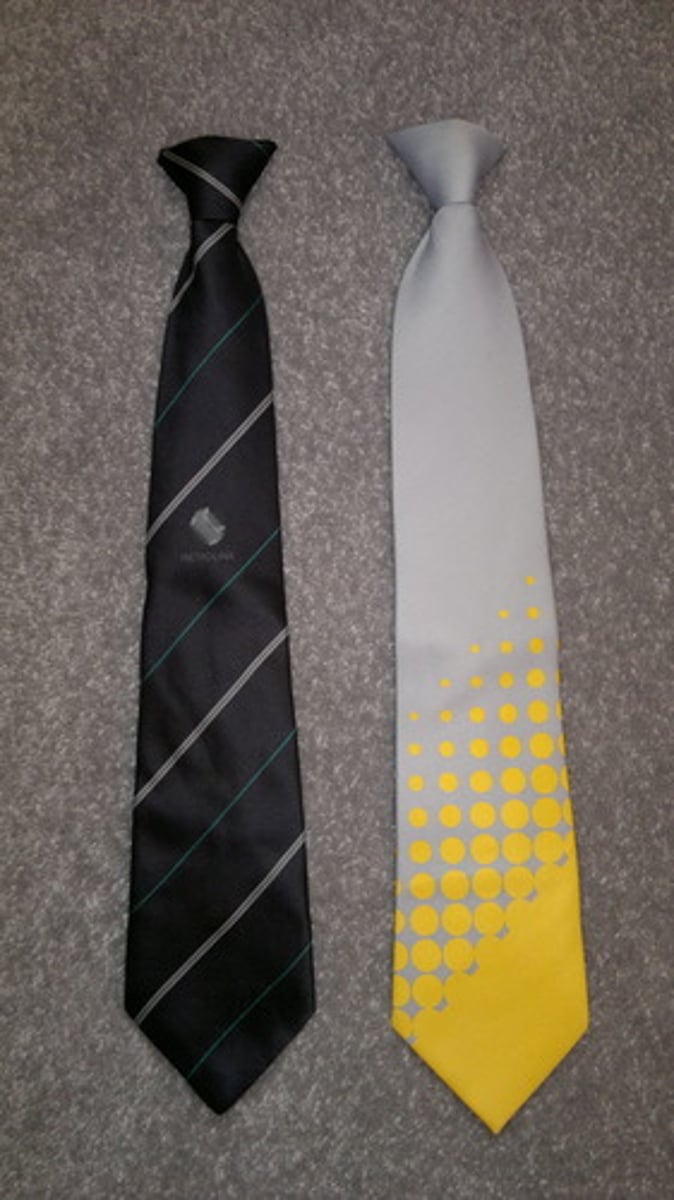 <p>corbata</p>